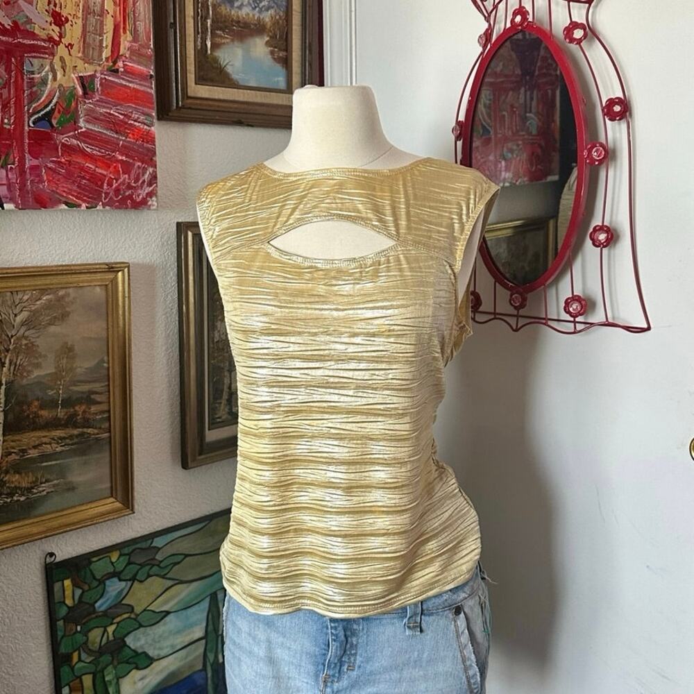 b works gold tank top sleeveless shirt